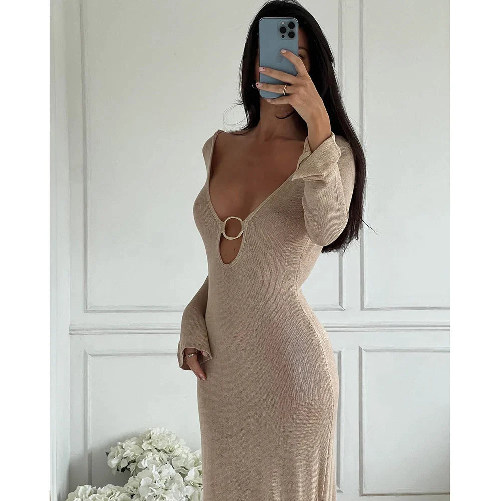 Canmol Sexy Backless Maxi Dress with Flared Sleeves and O-neck for Vacation Evening