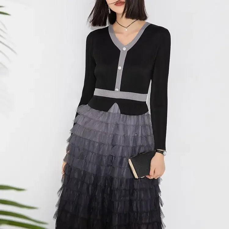 Canmol 2023 Autumn Pleated Dress: High-end Niche Design Cake Skirt, Elegant & Loose Pullover