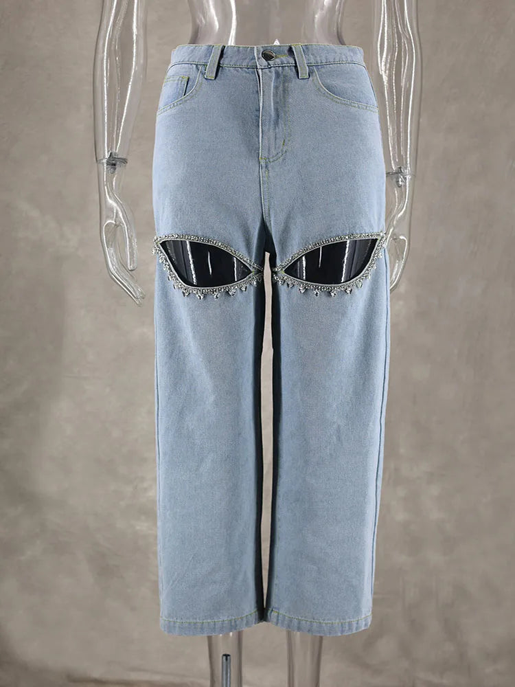 Blue Distressed Wide-Legged Pants: Fashionable Comfort for The Spring