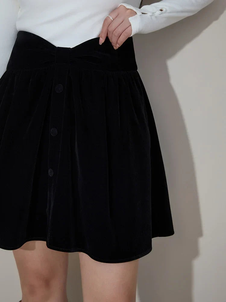 Canmol Sweet Wind Velvet High-waisted Short Skirt - Slim Fit, Elegant, Versatile for Autumn/Winter 2023