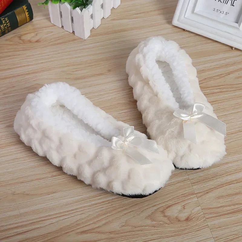Canmol Fluffy Women's Winter Slippers Warm Fur Plush Indoor Shoes Cute Slip-Resistant Sole